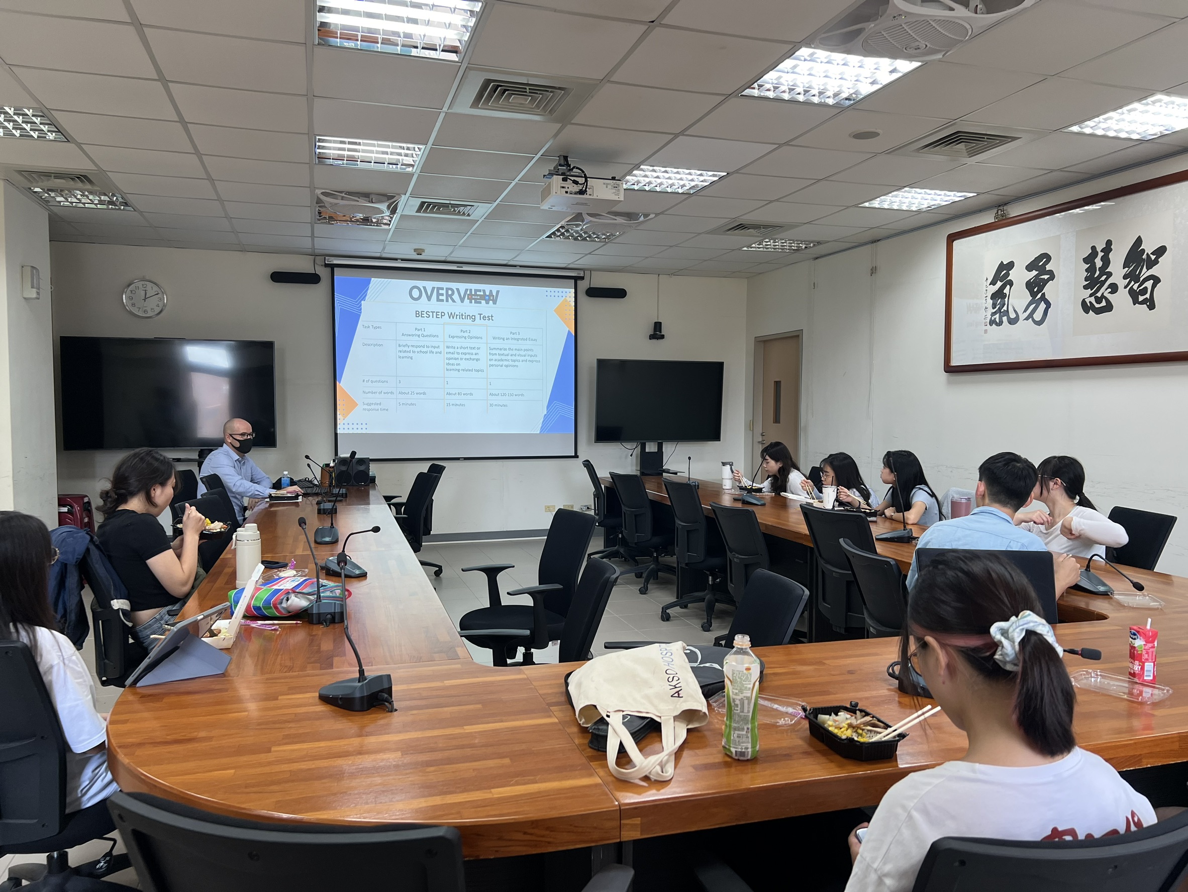 1141001 口腔醫學院EMI學生培力英檢加強班活動1