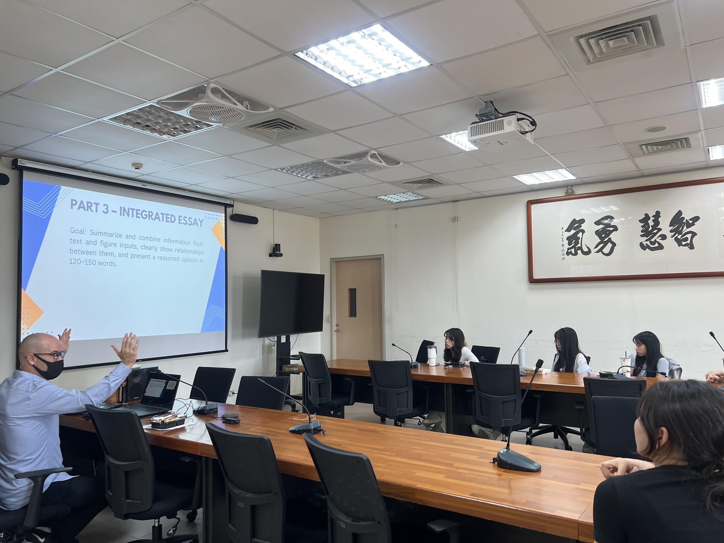 1141001 口腔醫學院EMI學生培力英檢加強班活動4