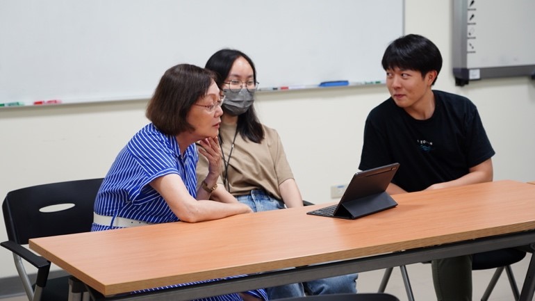 老師確認ChatGPT指令及生成內容.jpg