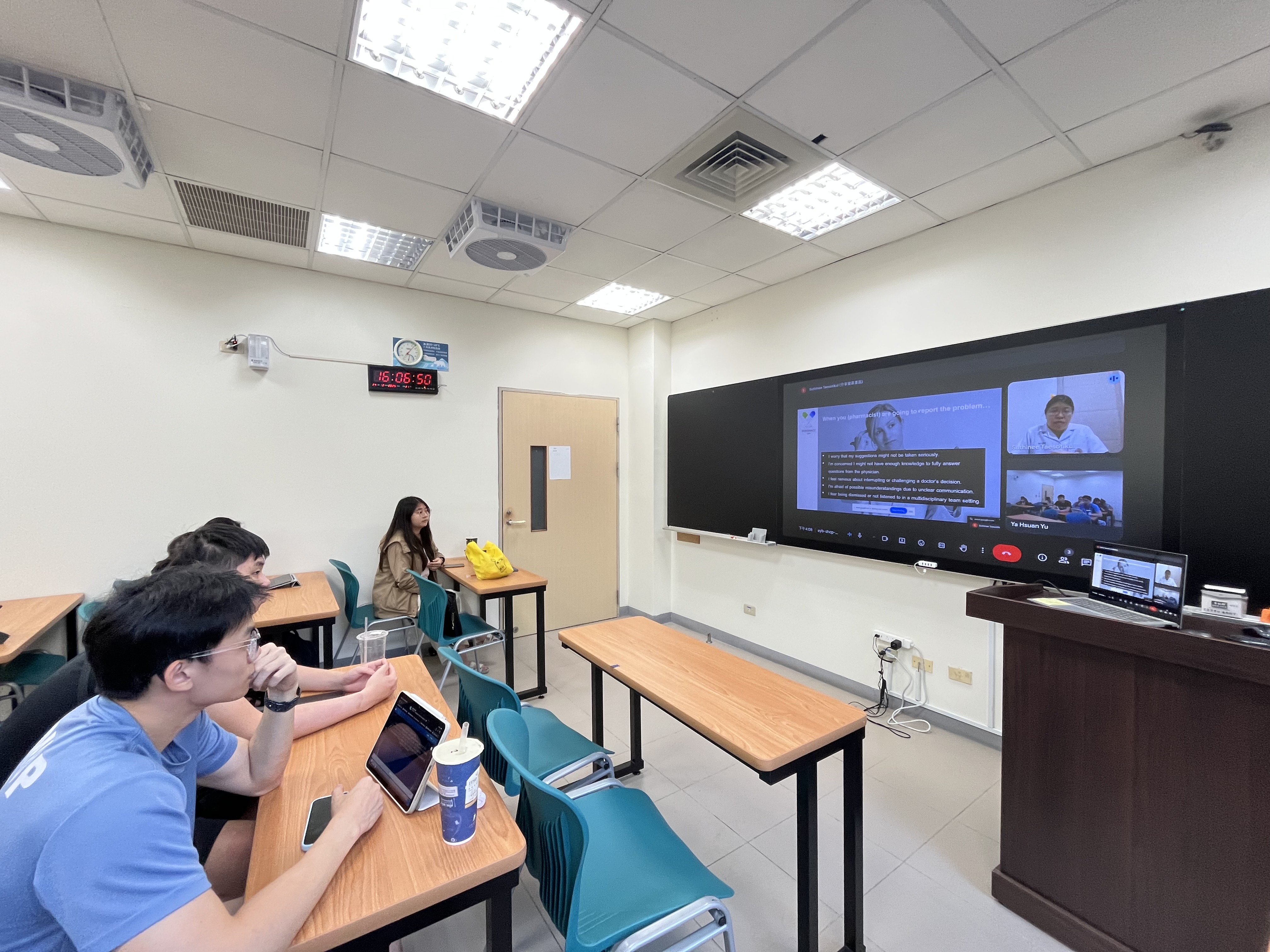 3. ICU communication with healthcare provider